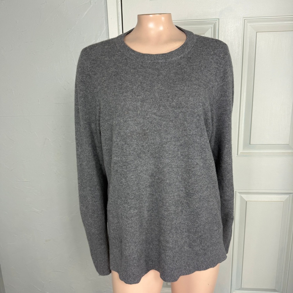 Halogen Women's Sweater L Cashmere Crew neck L/S Luxury Knit F3-7